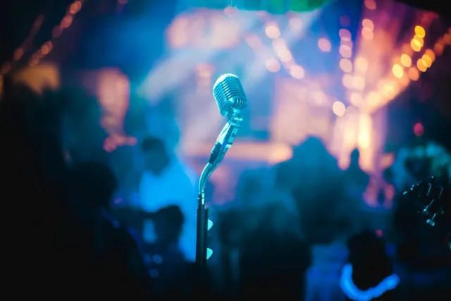 Phần mềm quản lý karaoke, câu lạc bộ bida EbizKok